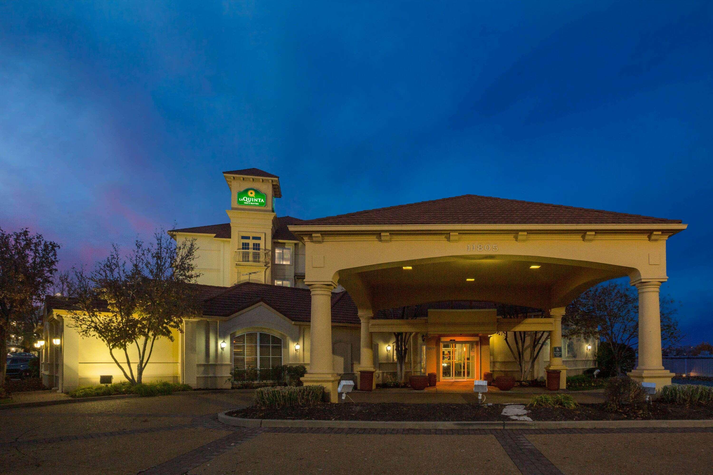La Quinta By Wyndham St. Louis Westport Ξενοδοχείο Maryland Heights Εξωτερικό φωτογραφία