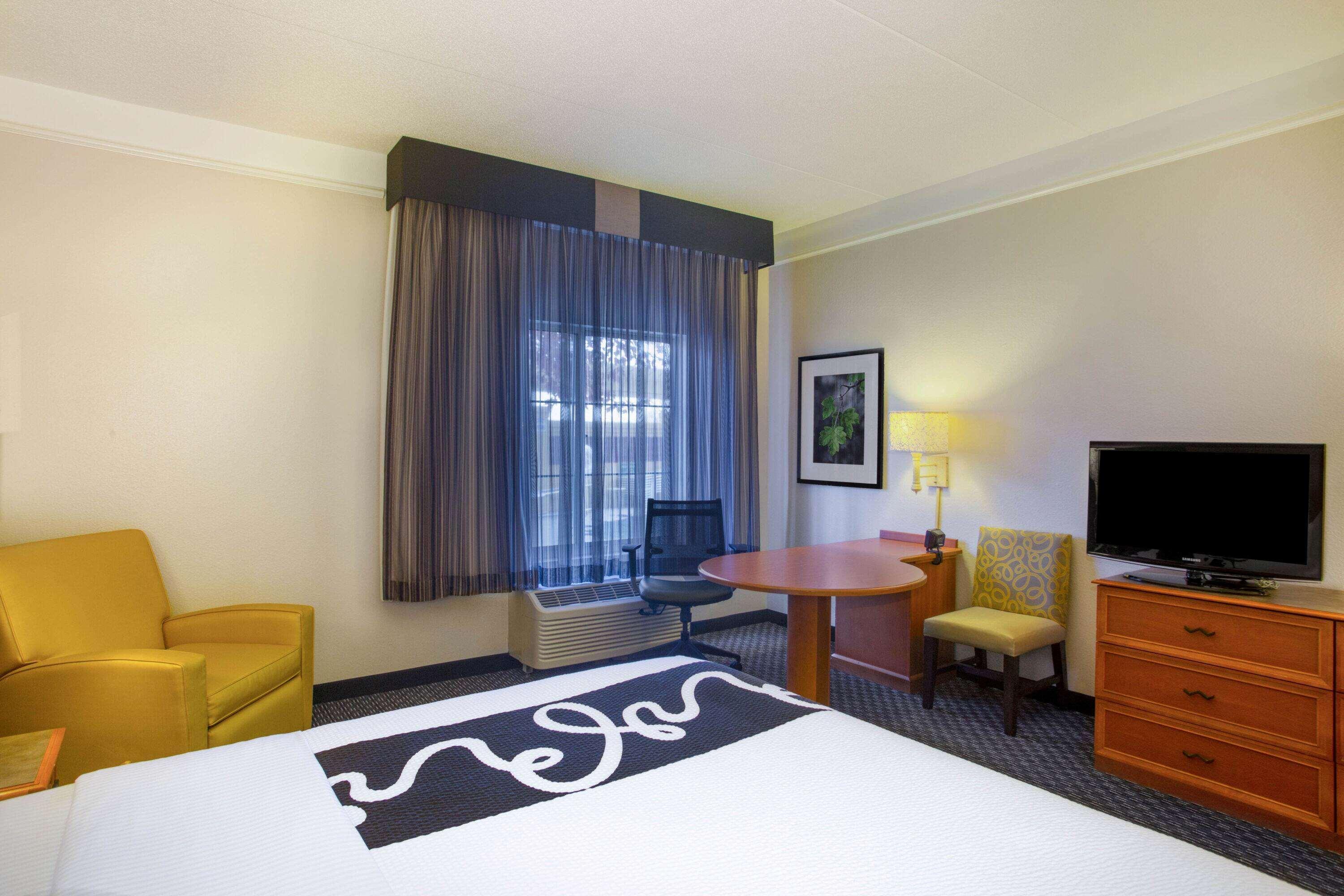 La Quinta By Wyndham St. Louis Westport Ξενοδοχείο Maryland Heights Εξωτερικό φωτογραφία