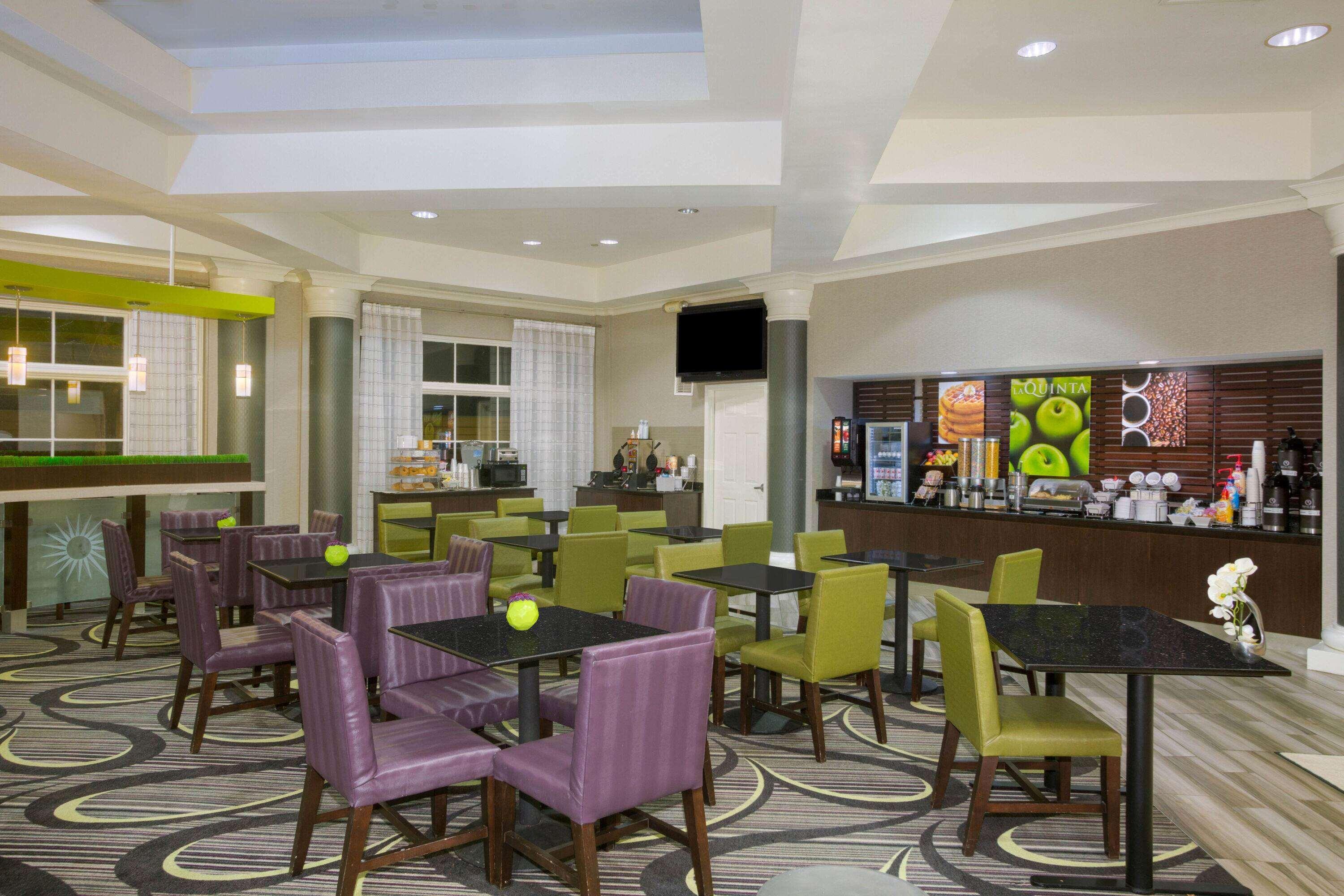 La Quinta By Wyndham St. Louis Westport Ξενοδοχείο Maryland Heights Εξωτερικό φωτογραφία