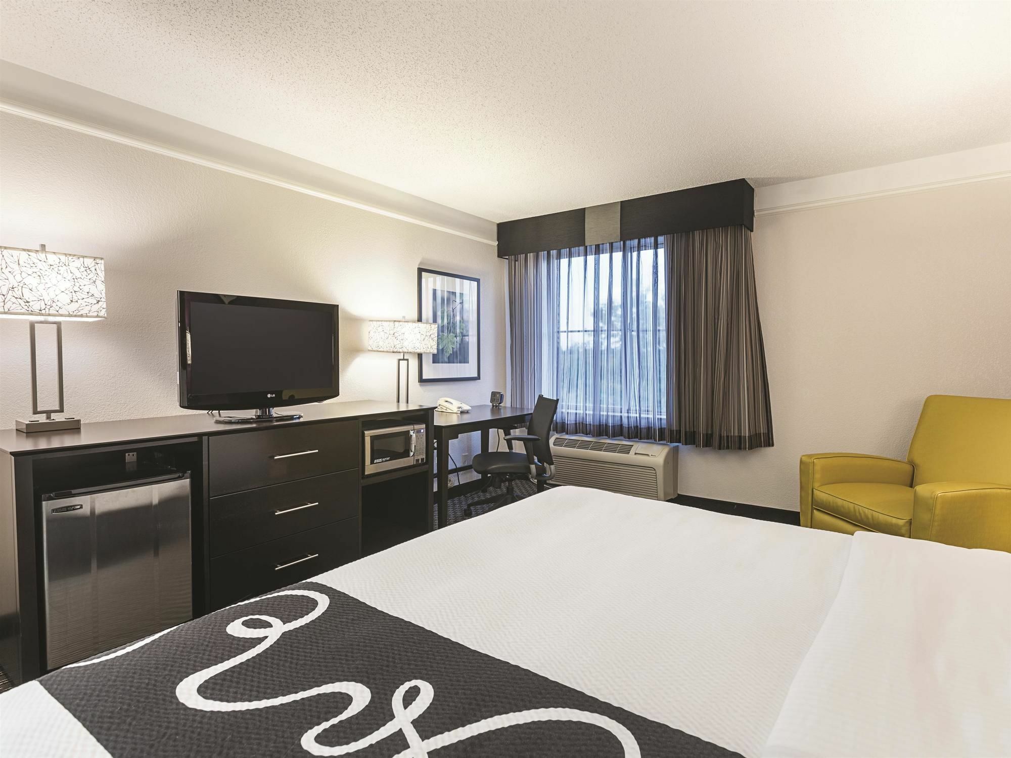 La Quinta By Wyndham St. Louis Westport Ξενοδοχείο Maryland Heights Εξωτερικό φωτογραφία